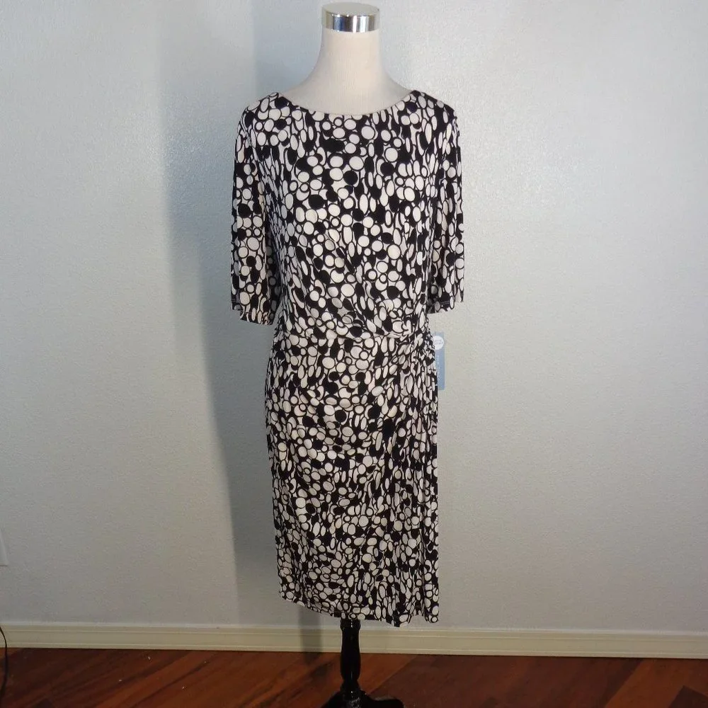 LONDON TIMES WOMAN Black/White Ruched Side Stretch Half Sleeve Dress Sz 2x NWT - Picture 1 of 7